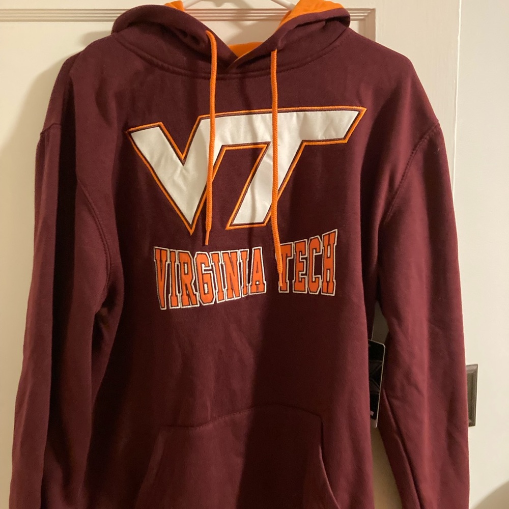 Colosseum Large Virginia Tech Hoodie Sweatshirt Maroon. New with tags